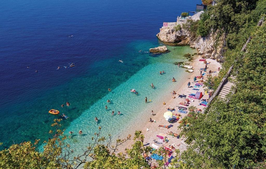 Ferienwohnung Mit Pool Kroatien Mit Meerblick Und Pool Lovran Dış mekan fotoğraf