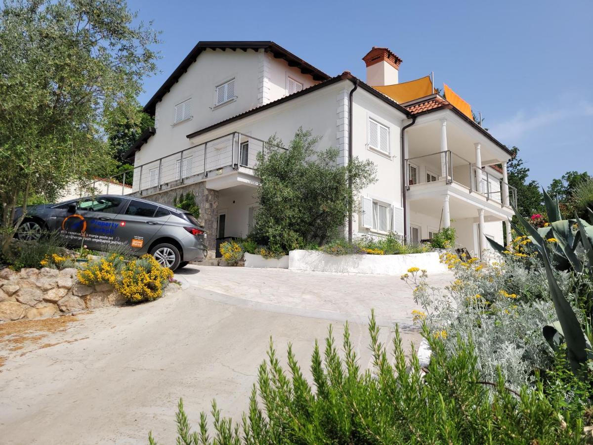 Ferienwohnung Mit Pool Kroatien Mit Meerblick Und Pool Lovran Dış mekan fotoğraf