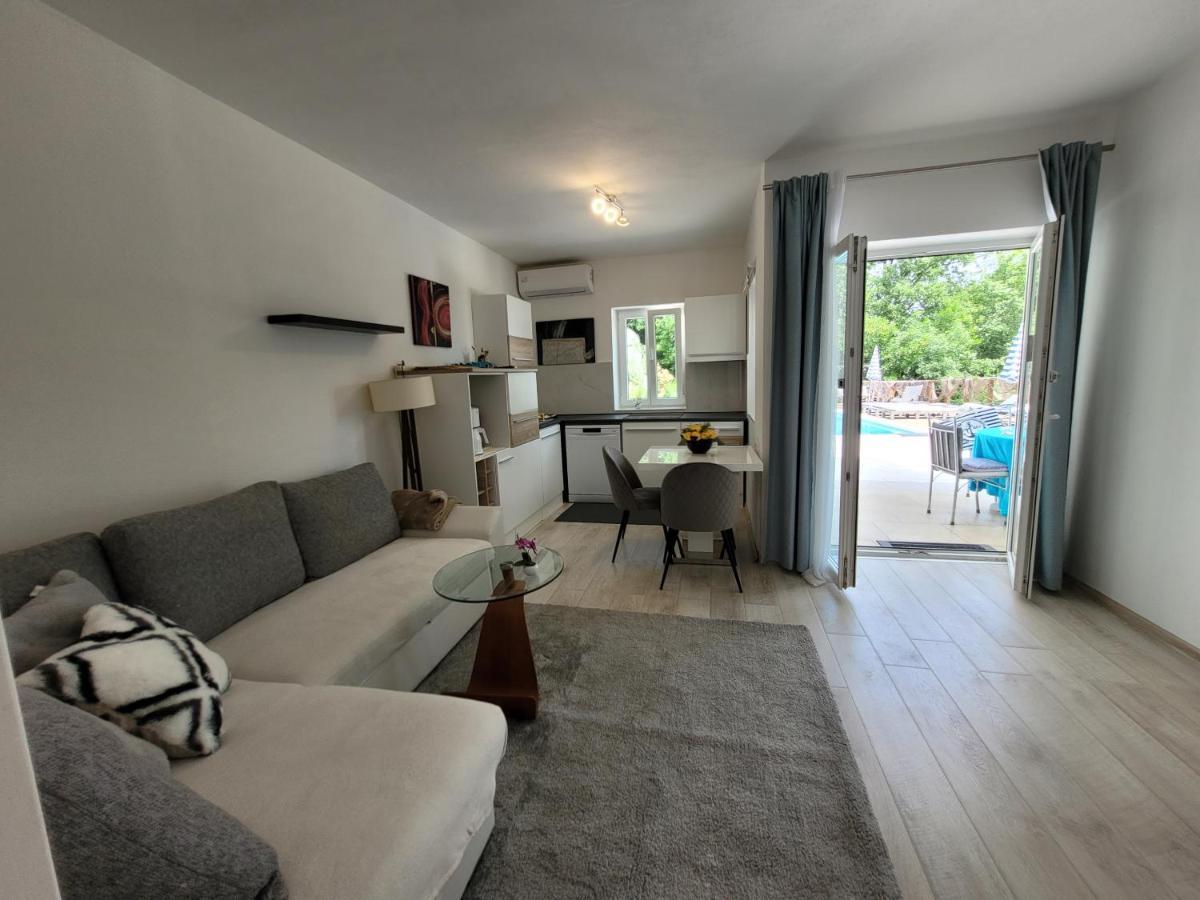 Ferienwohnung Mit Pool Kroatien Mit Meerblick Und Pool Lovran Dış mekan fotoğraf
