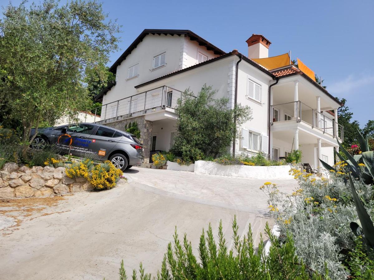 Ferienwohnung Mit Pool Kroatien Mit Meerblick Und Pool Lovran Dış mekan fotoğraf
